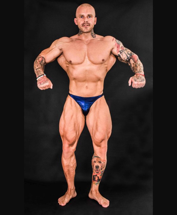 METALLICBLAUE BODYBUILDING-HOSE