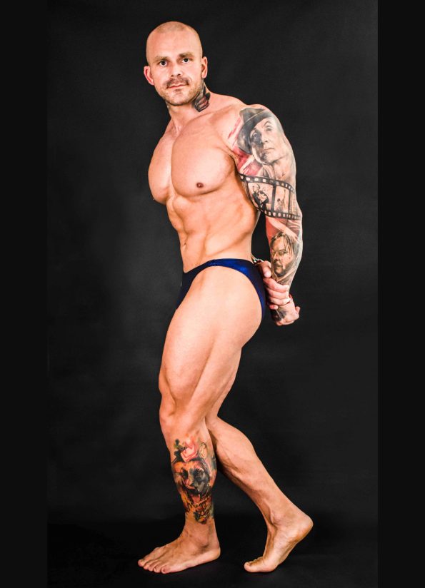 METALLICBLAUE BODYBUILDING-HOSE